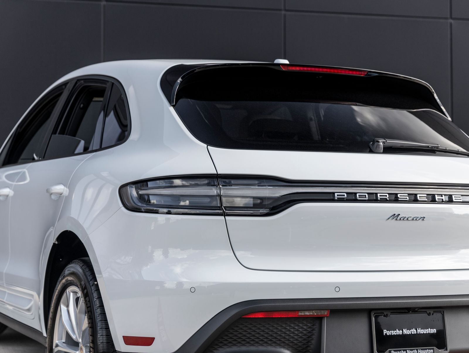 2026 Porsche Macan Macan