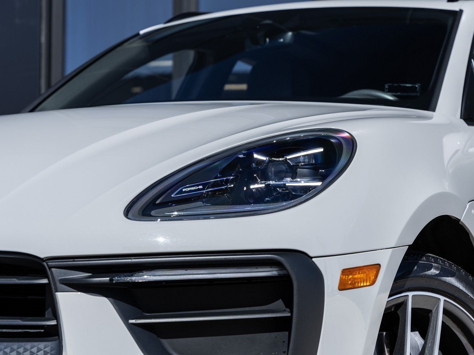 2023 Porsche Macan Macan (MY23)