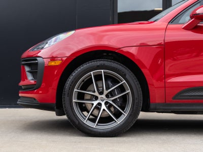2023 Porsche Macan Base