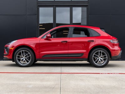 2023 Porsche Macan Base