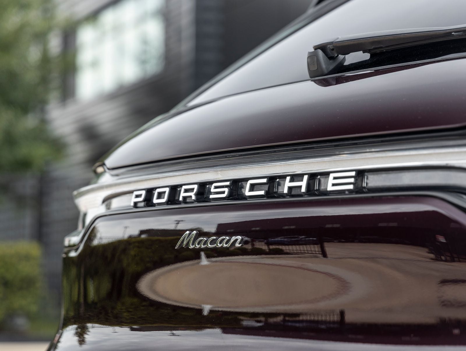 2024 Porsche Macan AWD
