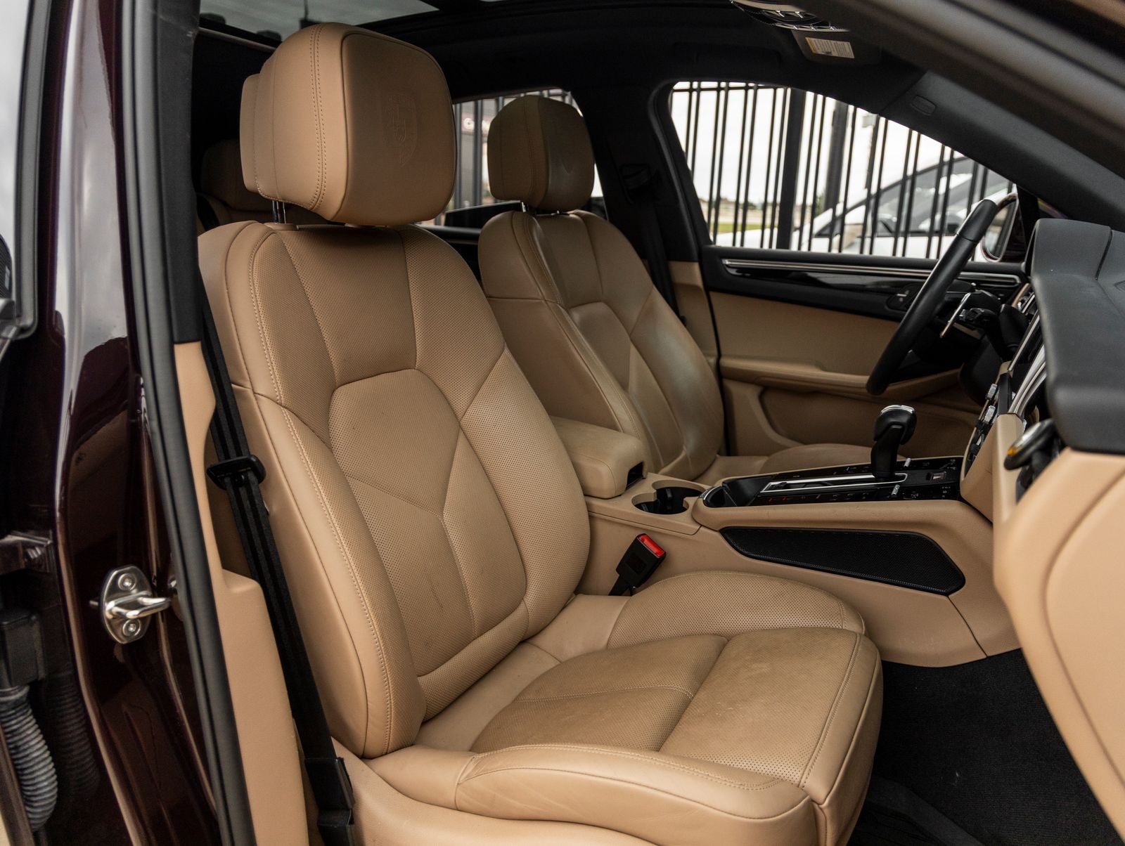 2024 Porsche Macan AWD