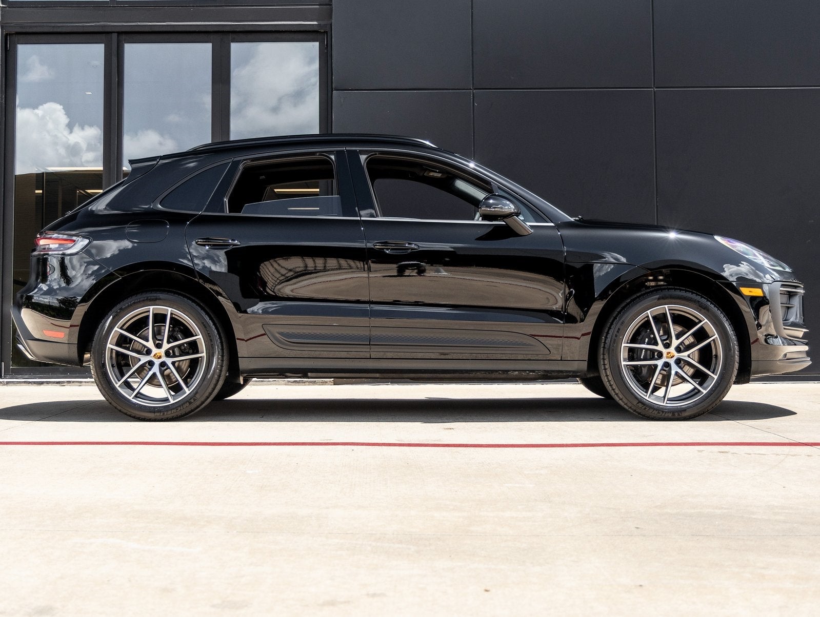 2025 Porsche Macan Macan