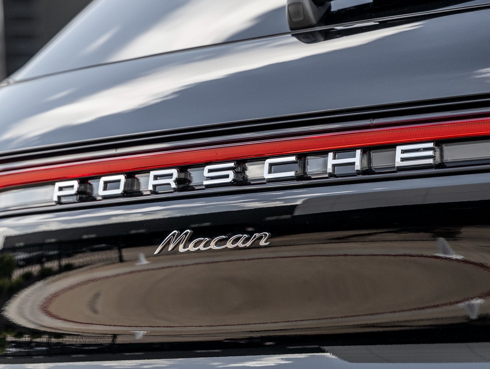 2025 Porsche Macan Macan