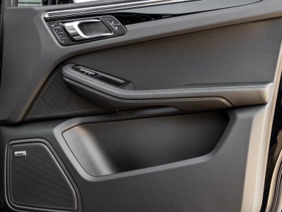 2025 Porsche Macan Macan