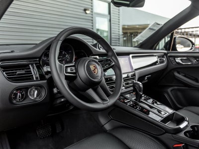 2025 Porsche Macan Macan