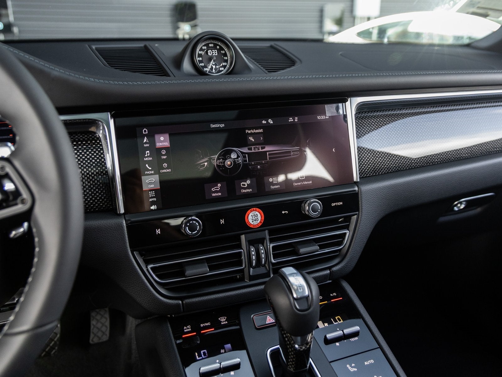 2025 Porsche Macan Macan T