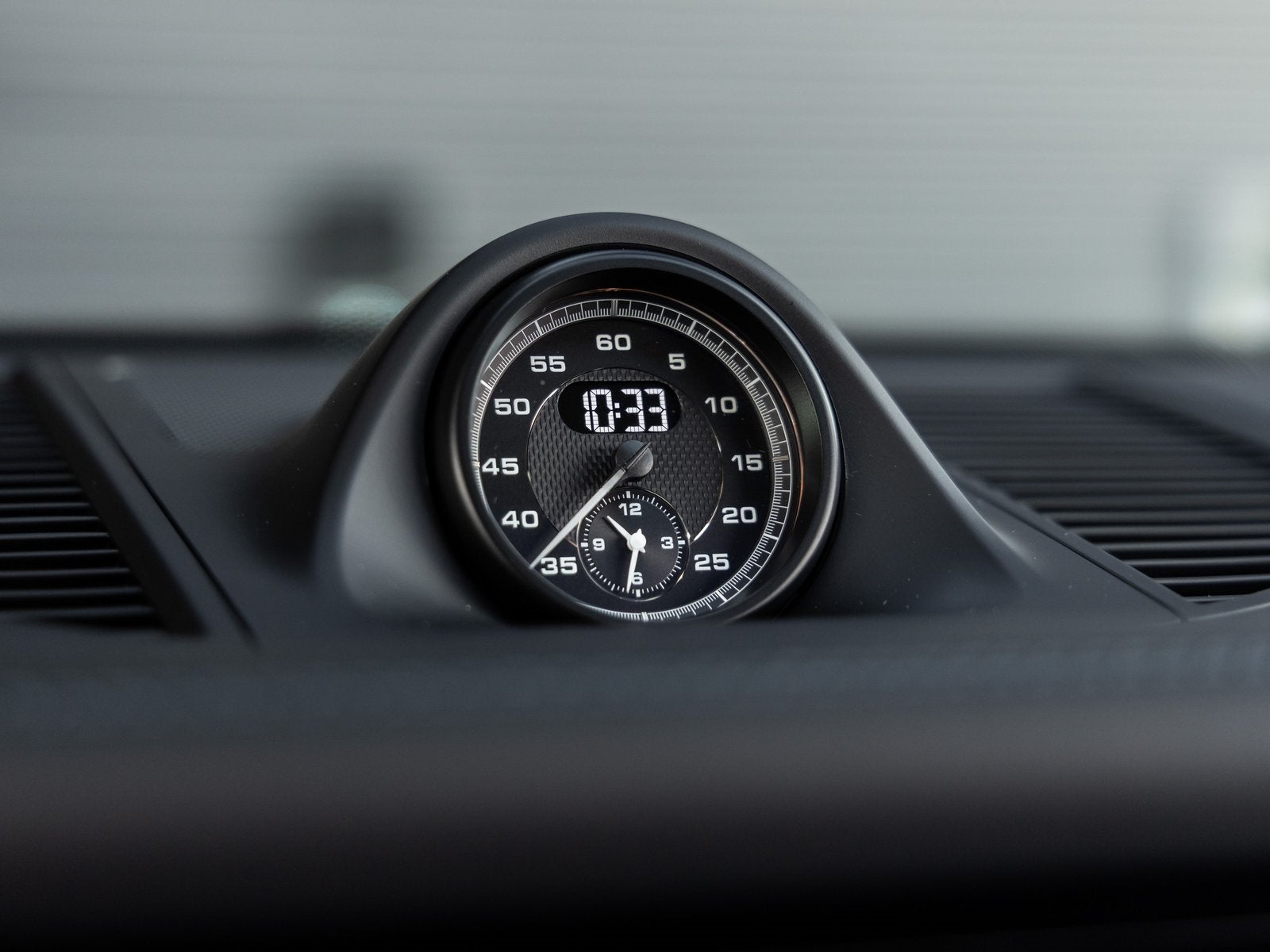 2025 Porsche Macan Macan T