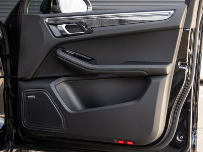 2025 Porsche Macan Macan T