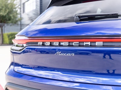 2026 Porsche Macan Macan