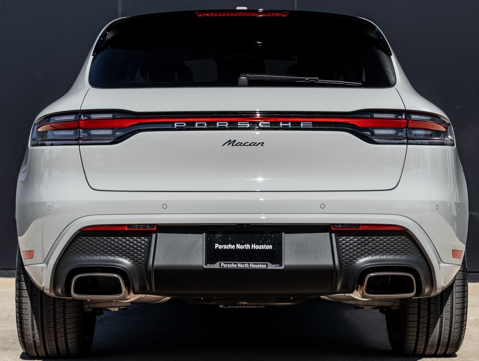 2026 Porsche Macan Macan