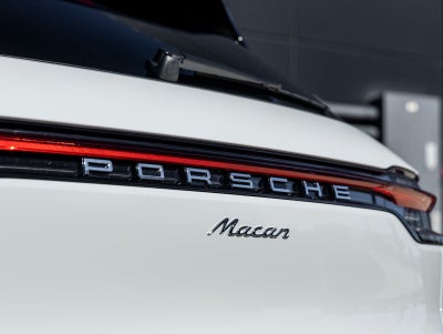 2026 Porsche Macan Macan