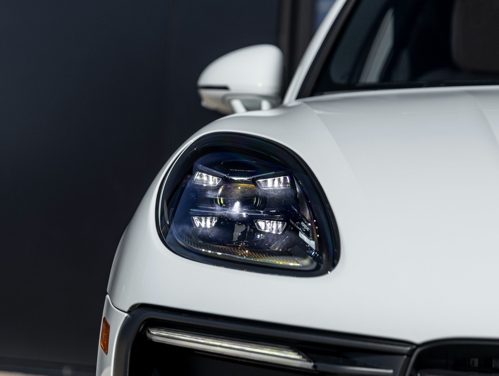 2026 Porsche Macan Macan