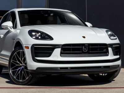 2026 Porsche Macan Macan