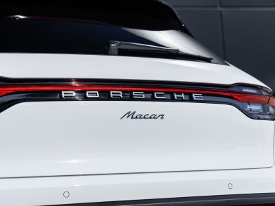 2026 Porsche Macan Macan