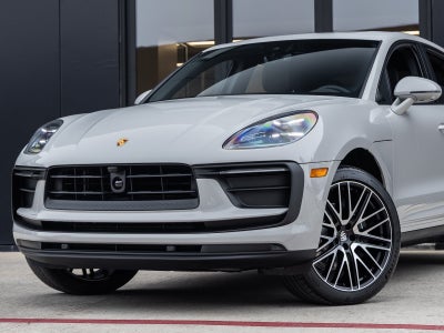 2026 Porsche Macan Macan
