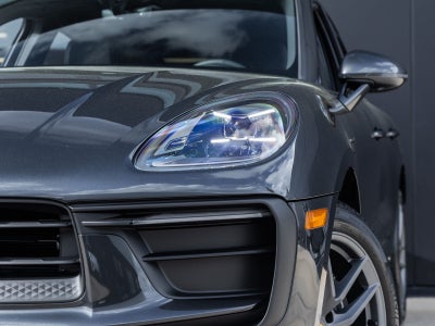 2026 Porsche Macan Macan