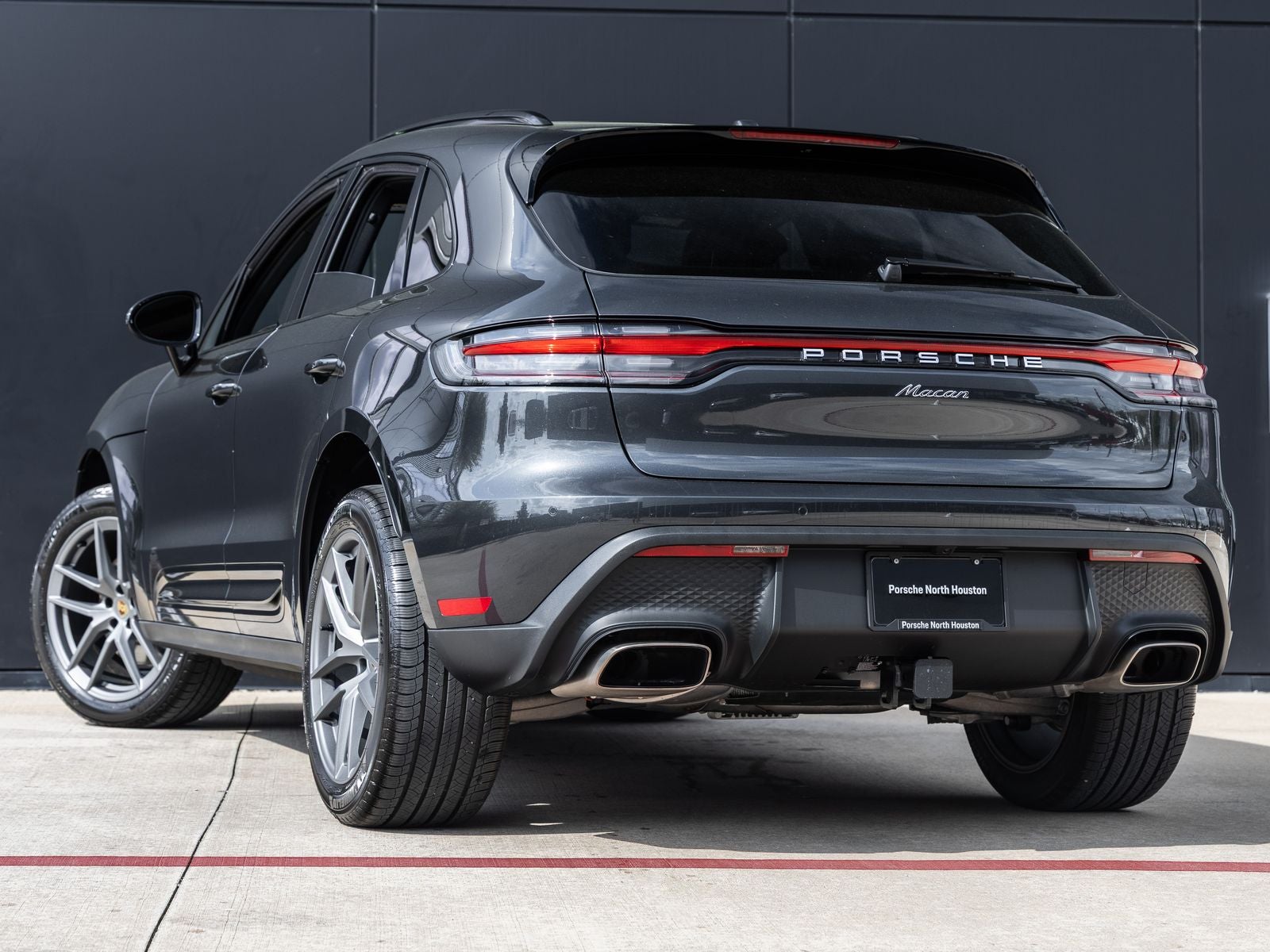 2026 Porsche Macan Macan