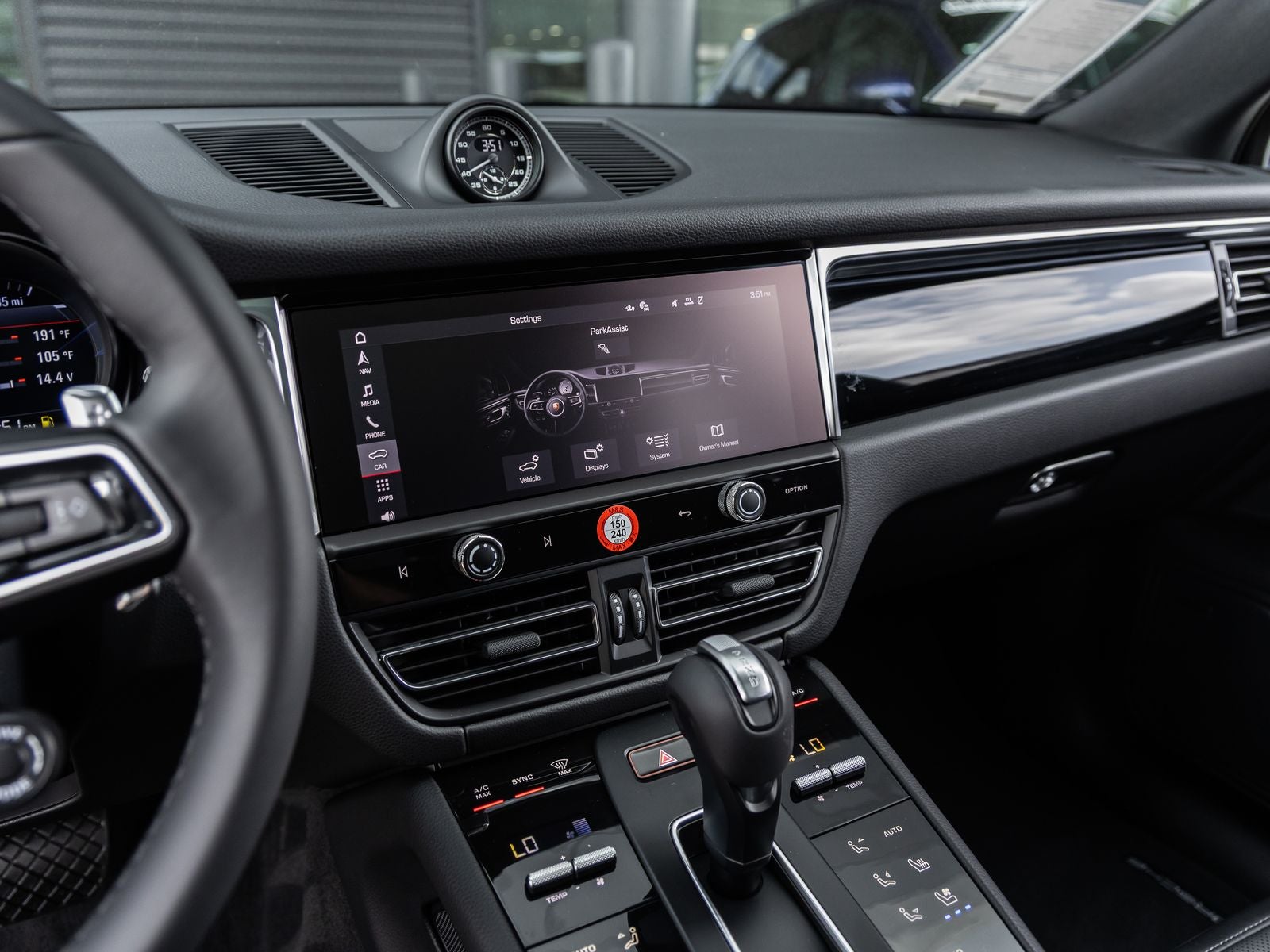 2026 Porsche Macan Macan