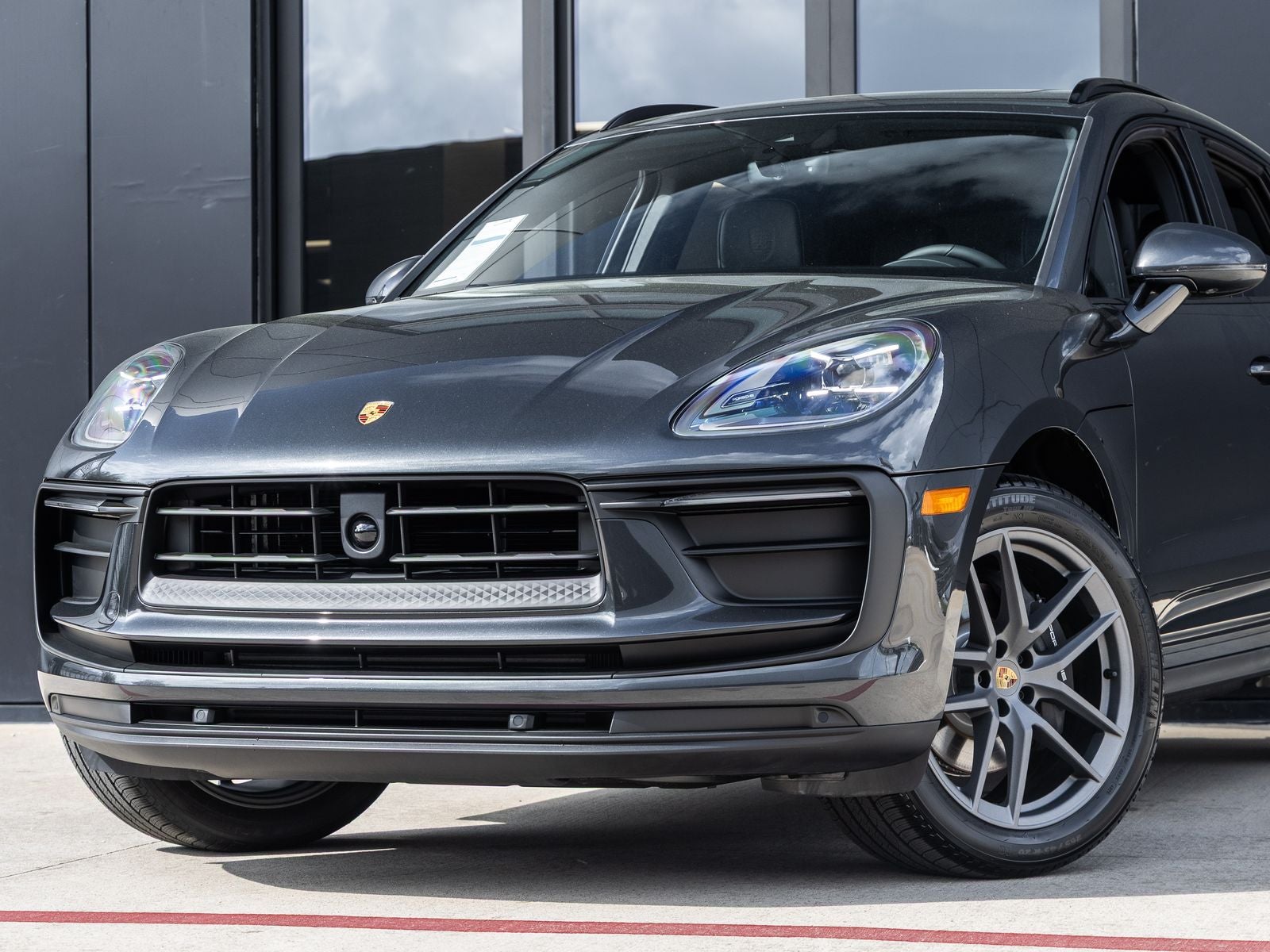 2026 Porsche Macan Macan