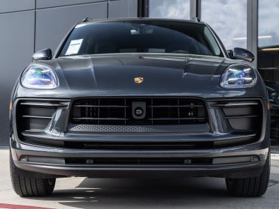 2026 Porsche Macan Macan