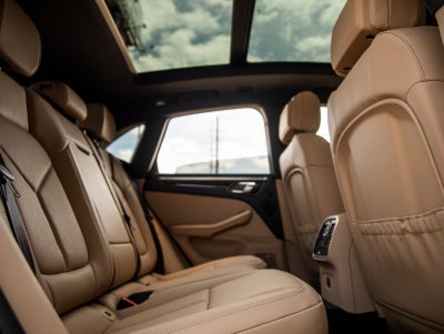 2026 Porsche Macan AWD