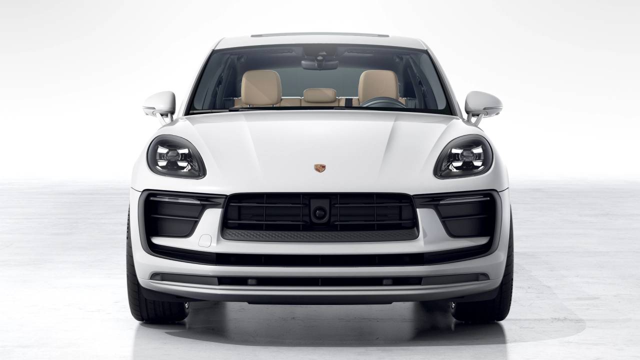 2026 Porsche Macan AWD