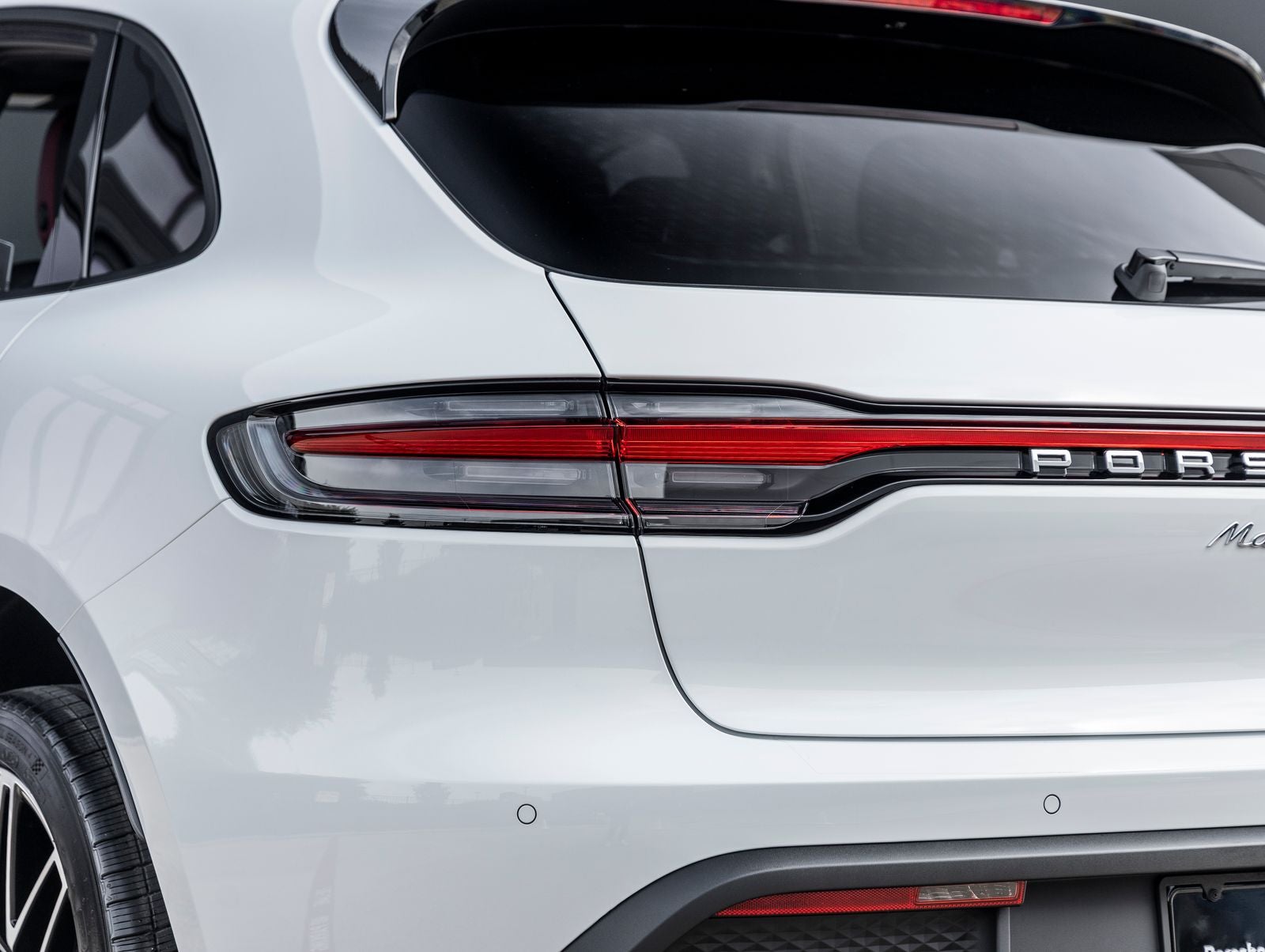 2026 Porsche Macan AWD