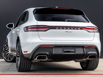 2026 Porsche Macan AWD