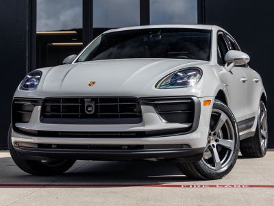 2026 Porsche Macan Macan