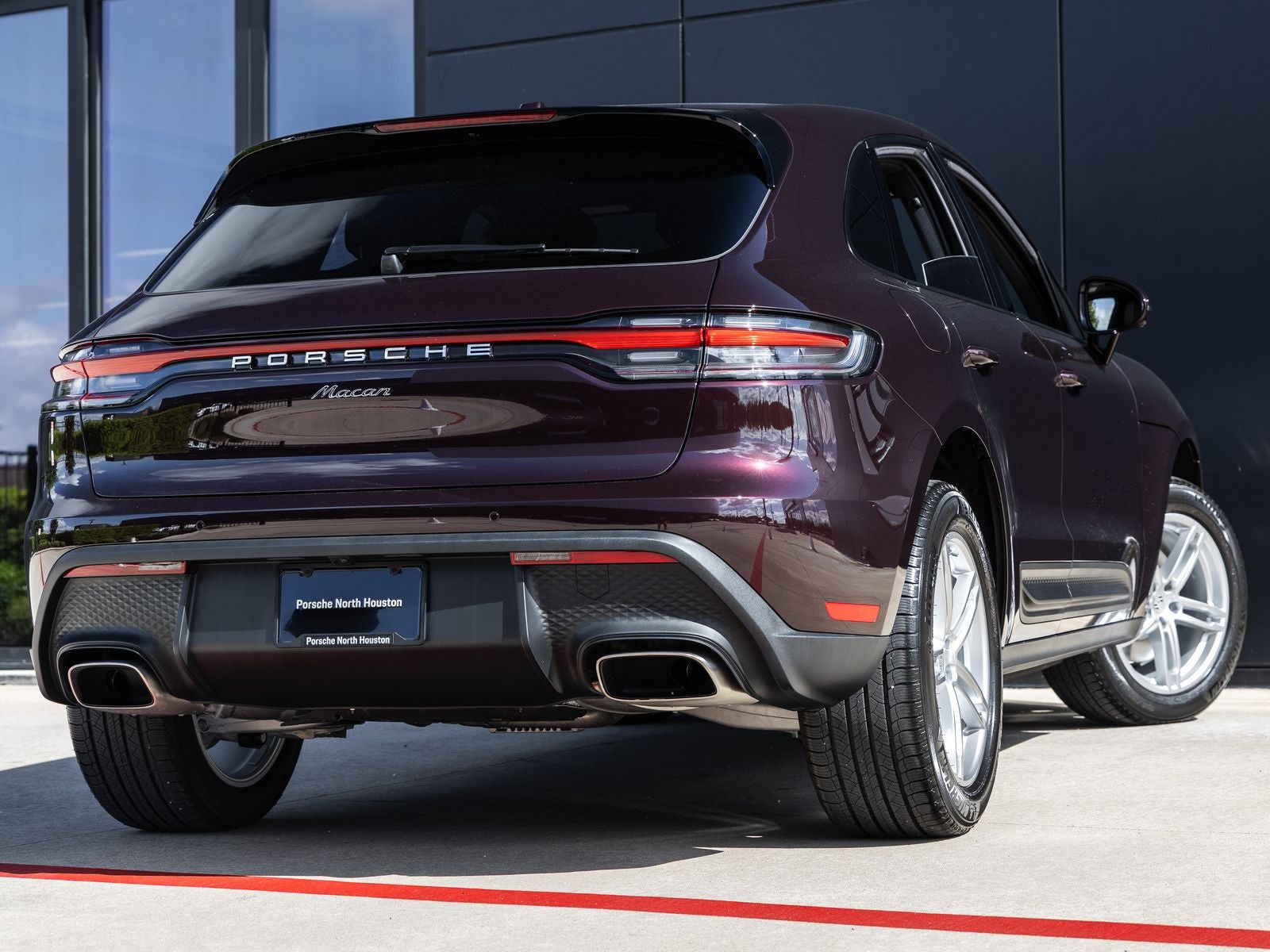 2026 Porsche Macan Macan