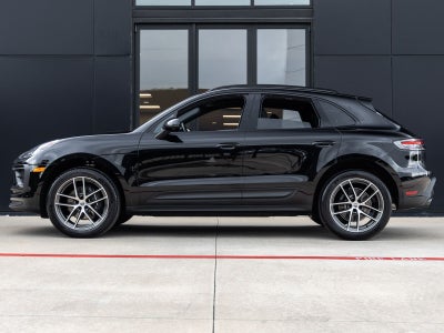 2026 Porsche Macan Macan