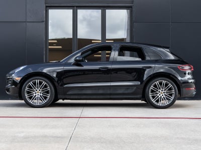 2018 Porsche Macan Macan Sport Edition