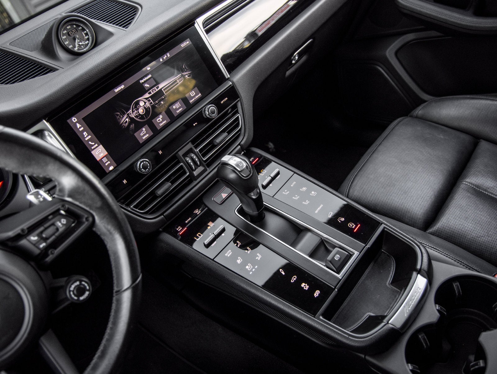 2023 Porsche Macan Macan