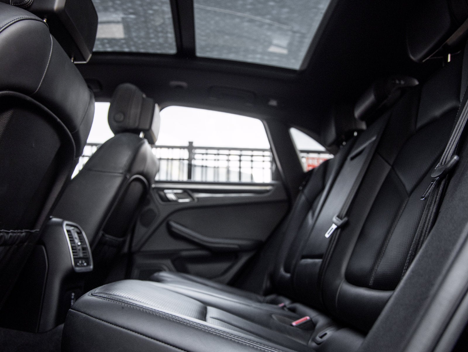 2023 Porsche Macan Macan