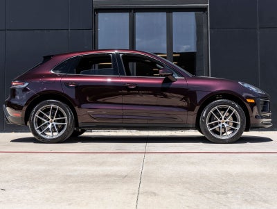 2023 Porsche Macan AWD