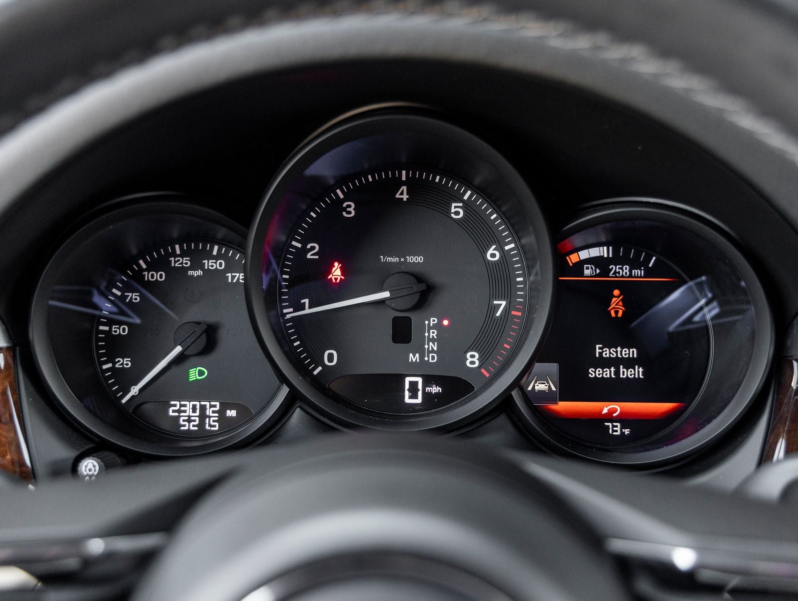 2023 Porsche Macan AWD