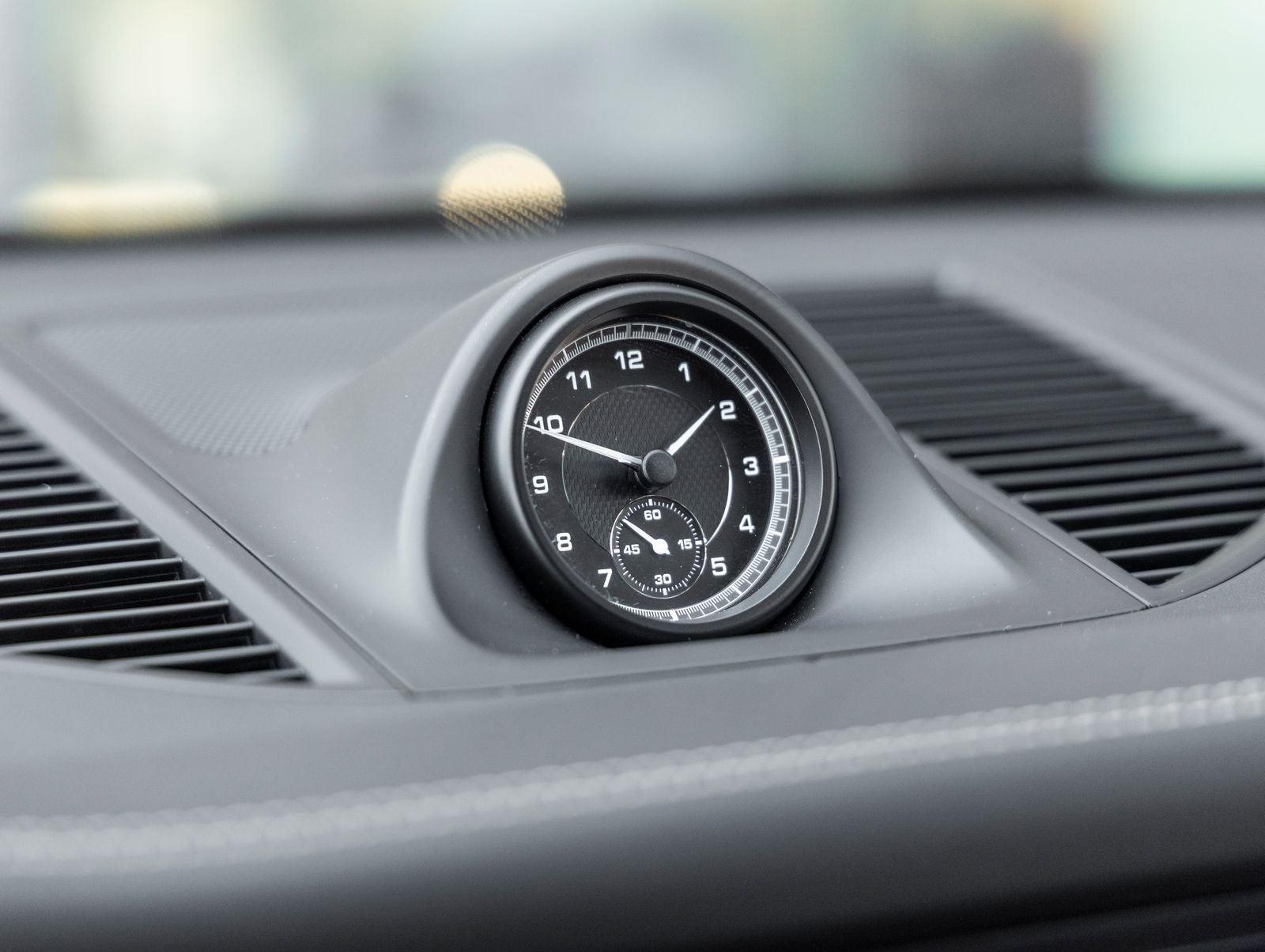 2023 Porsche Macan AWD