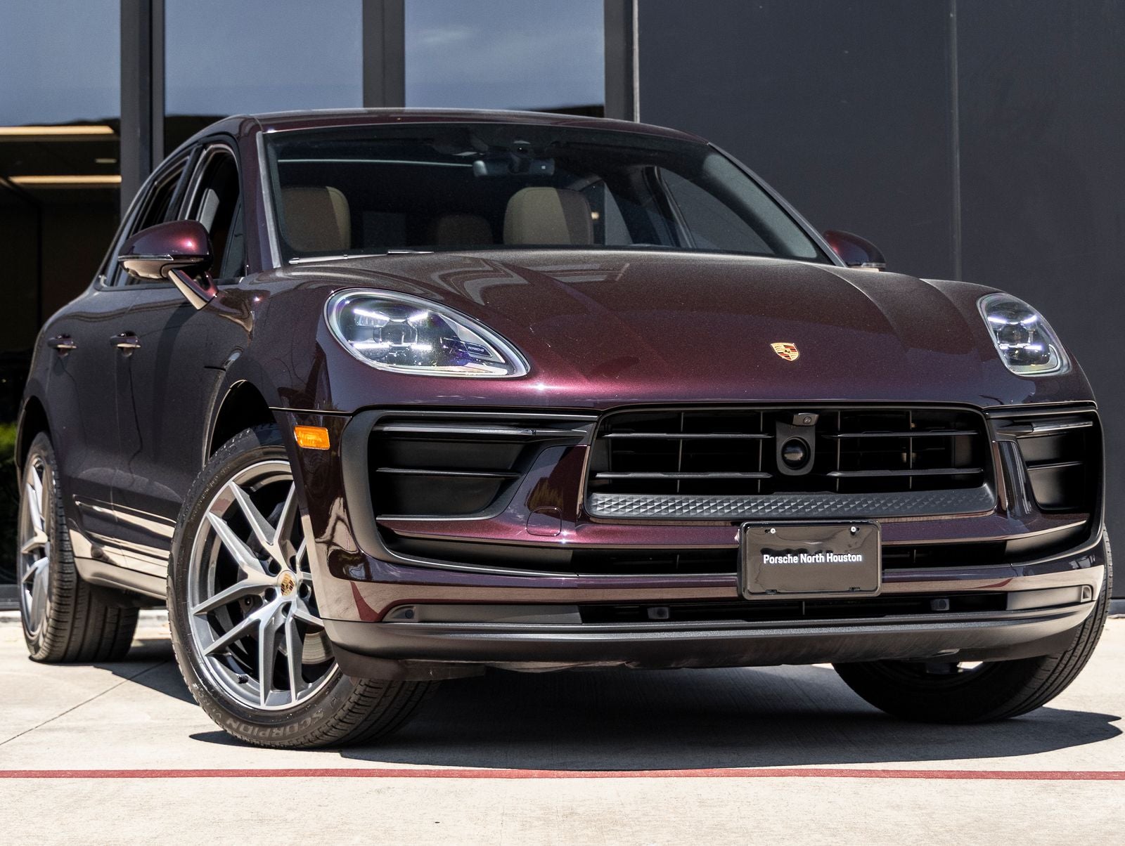 2023 Porsche Macan AWD