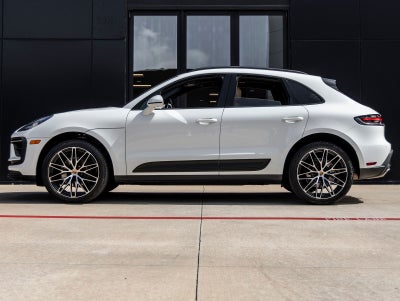 2024 Porsche Macan Macan (MY24)