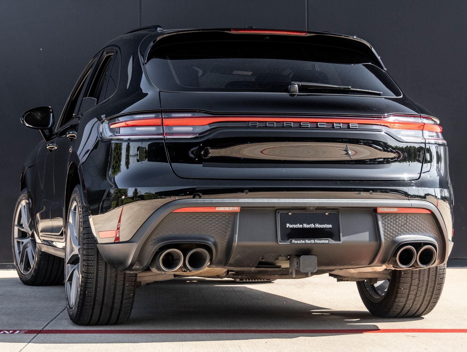 2024 Porsche Macan Base