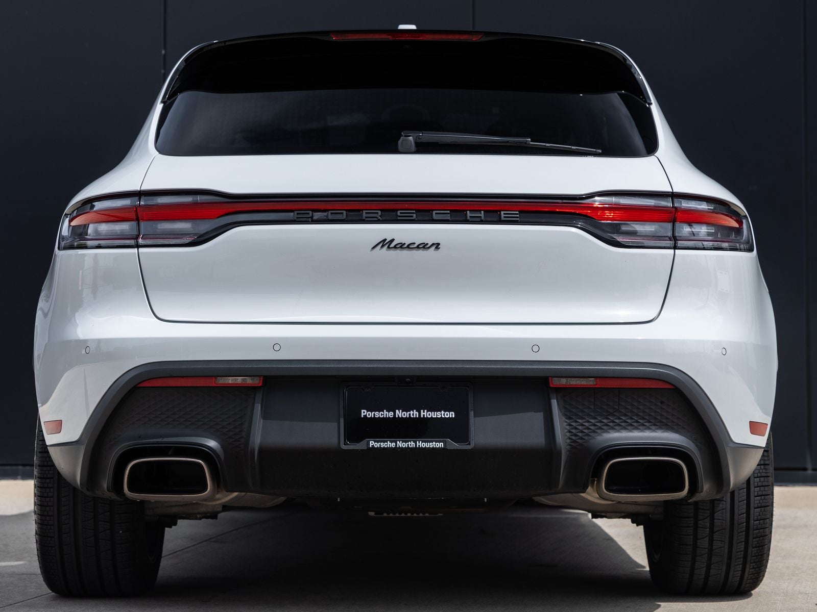 2025 Porsche Macan AWD