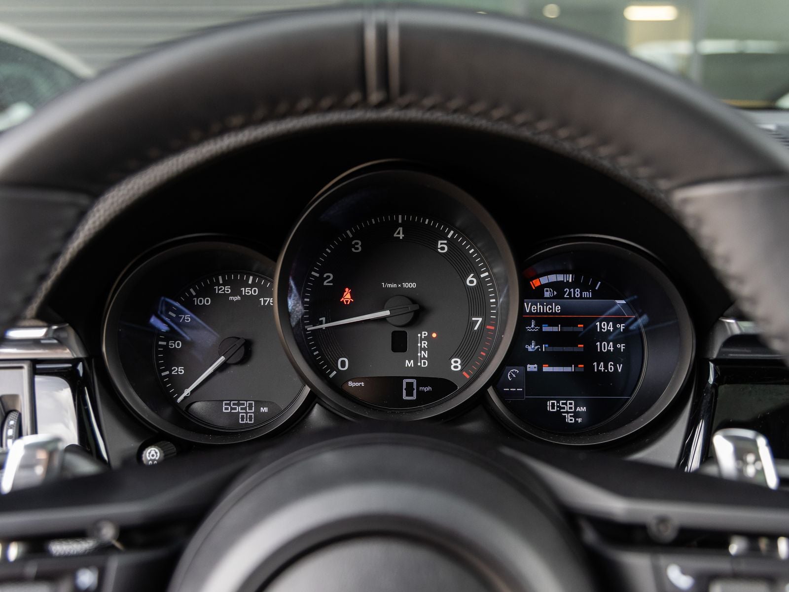 2025 Porsche Macan AWD