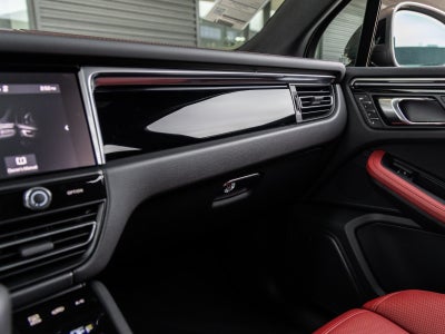 2026 Porsche Macan Macan T