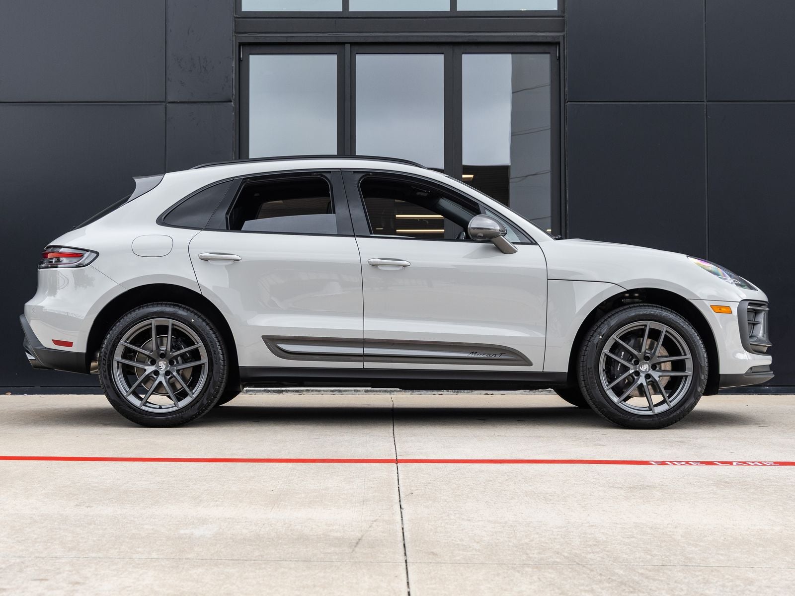 2026 Porsche Macan T