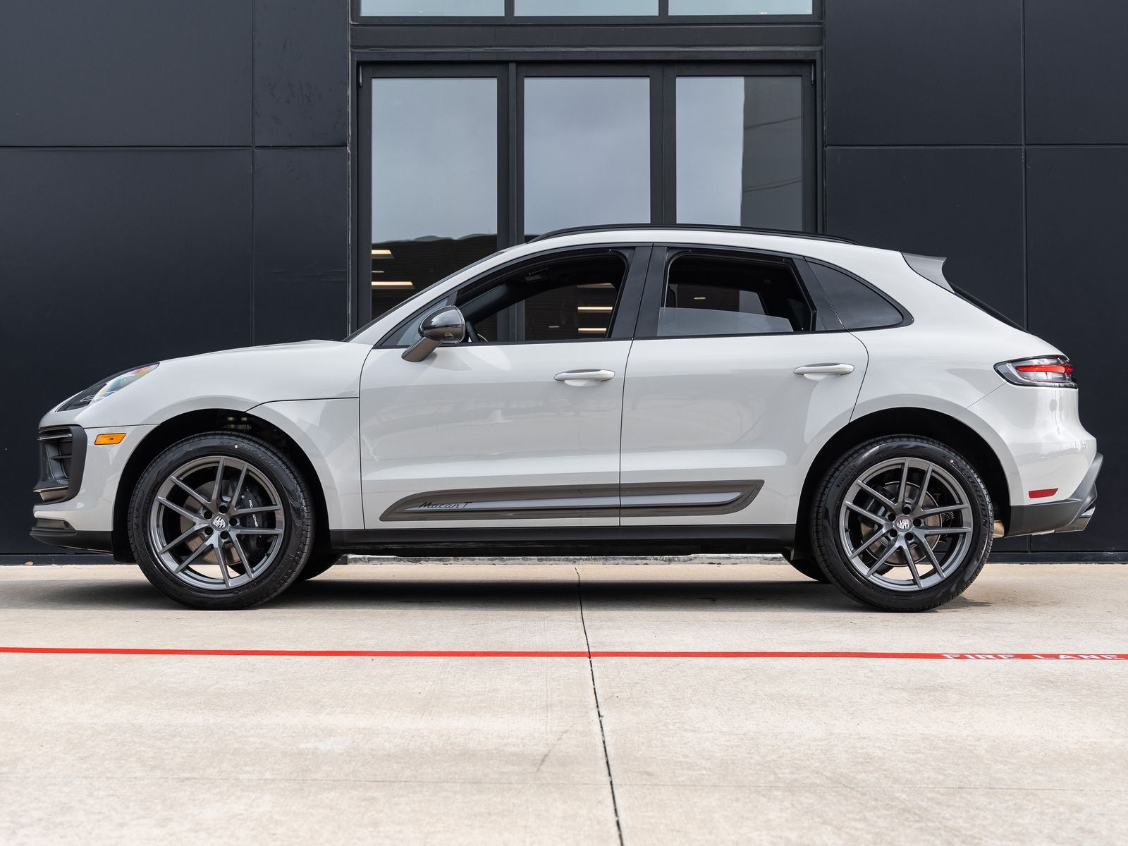 2026 Porsche Macan T