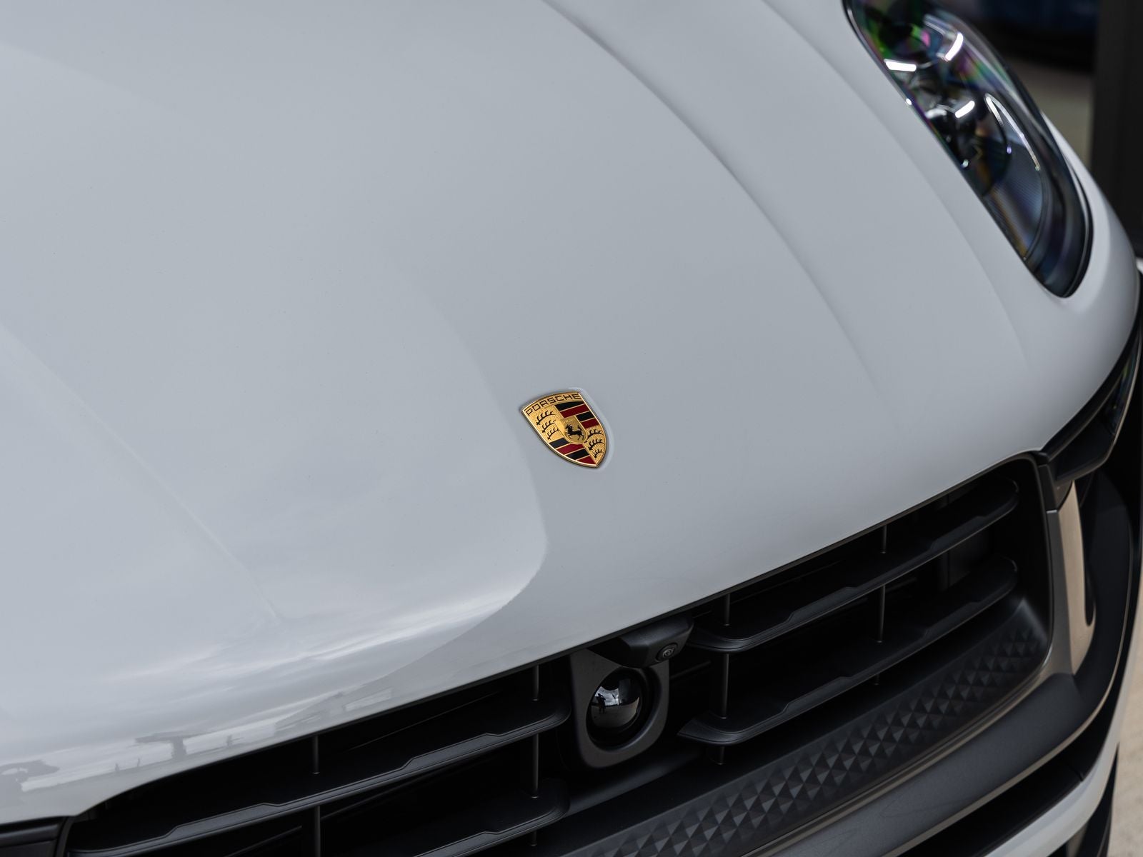 2026 Porsche Macan T