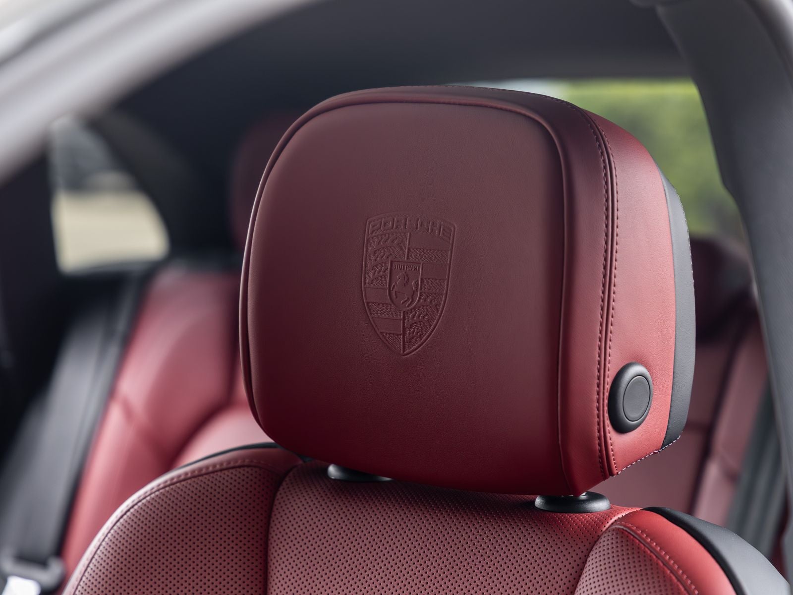 2026 Porsche Macan T