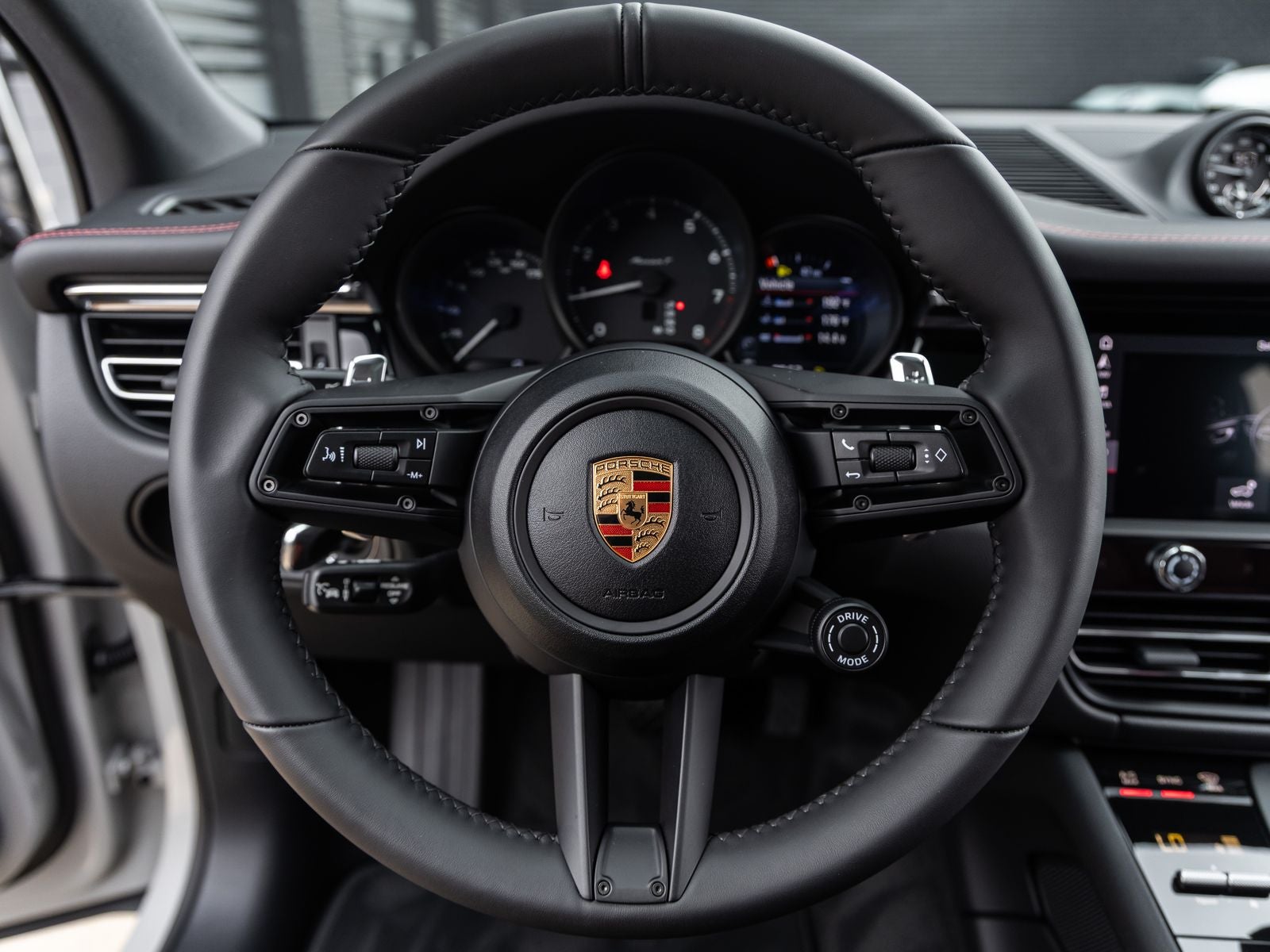 2026 Porsche Macan T