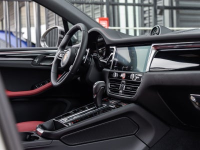 2026 Porsche Macan T